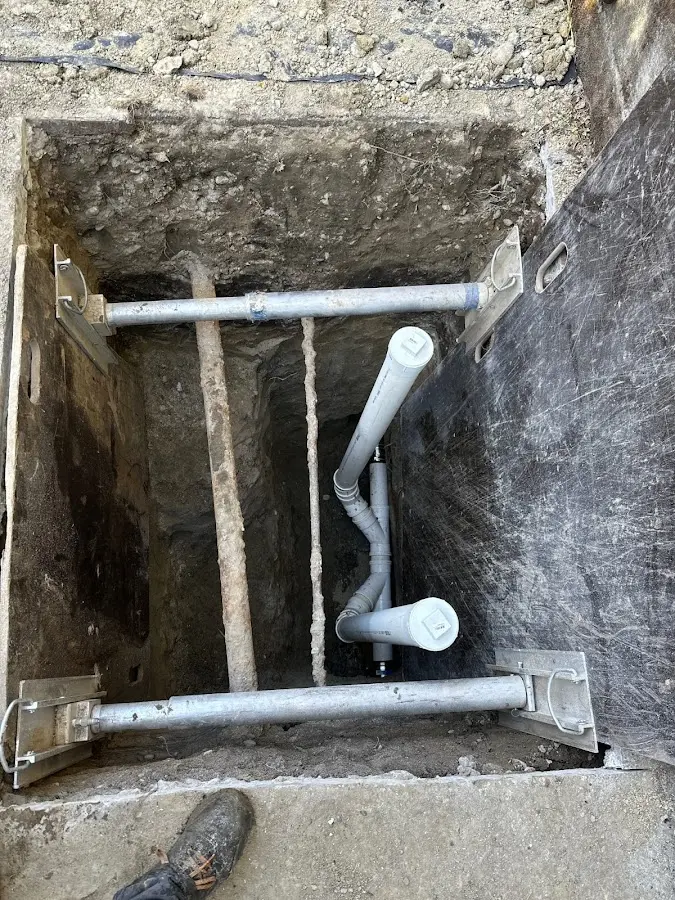 Experienced plumber completing Drain Cleaning work in Hibbing